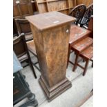 A 20TH CENTURY BUST PLINTH ON STEPPED BASE, 40.5" HIGH AND 12X11" TOP