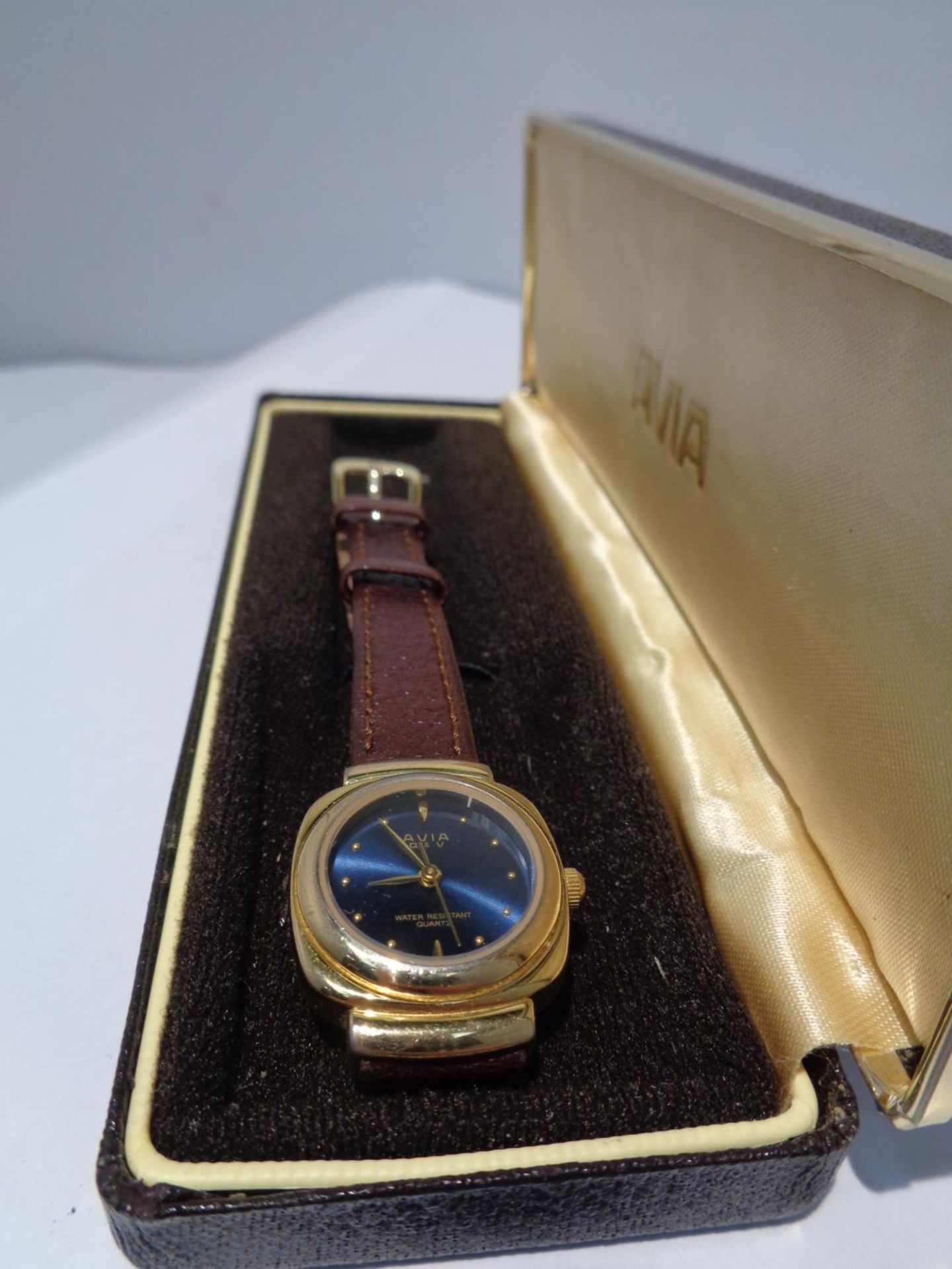 A BOXED AVIA WRIST WATCH SEEN IN WORKING ORDER BUT NO WARRANTY - Image 2 of 3