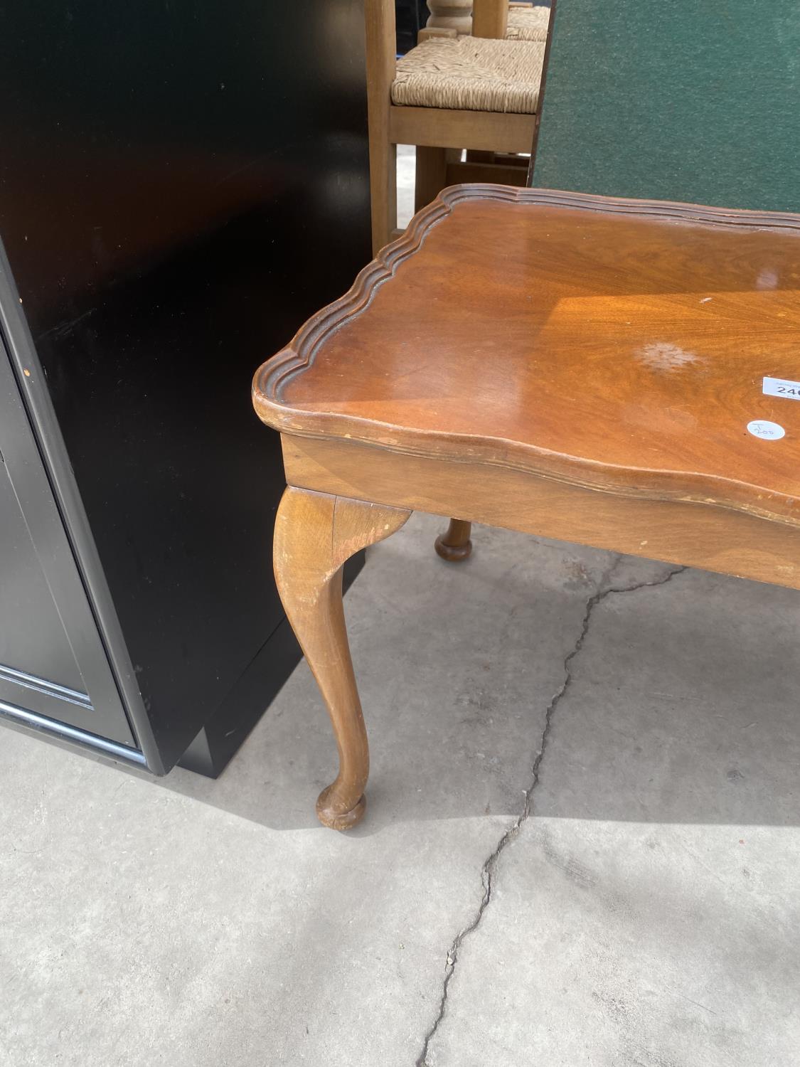 A WALNUT COFFEE TABLE ON CABRIOLE LEGS TOGETHER WITH A CARD TABLE - Image 4 of 4