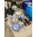 AN ASSORTMENT OF ITEMS TO INCLUDE BLUE AND WHITE CERAMICS PLATES, A GLASS LAMP AND BALANCE SCALES