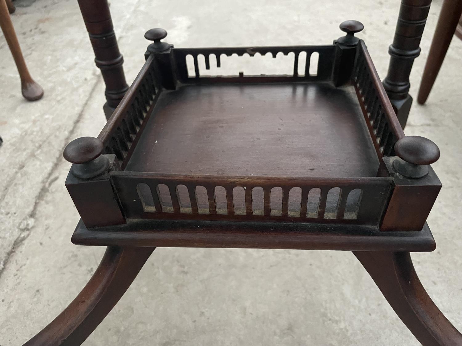 A LATE VICTORIAN OCTAGONAL TWO TIER CENTRE TABLE, 26" MAX - Image 3 of 4