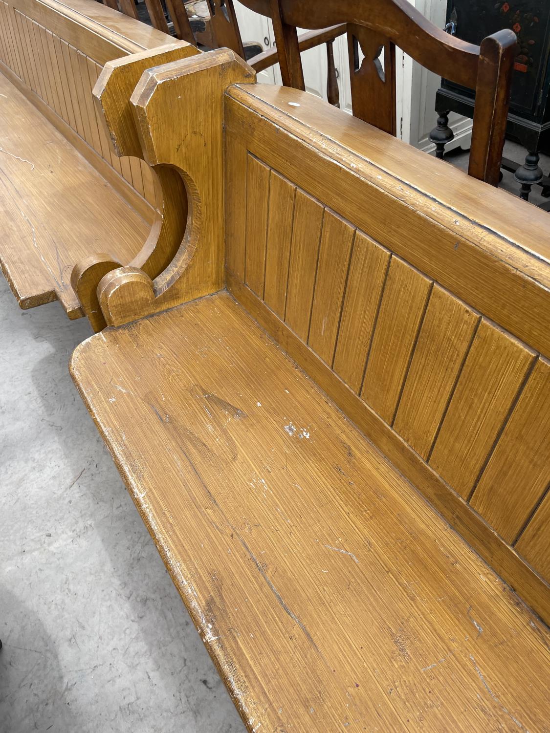 A VICTORIAN SCUMBLE 13' CHRUCH PEW - Image 2 of 4