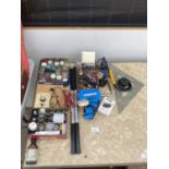 AN ASSORTMENT OF ARTS AND CRAFTS EQUIPMENT TO INCLUDE SOLDERING IRONS, A CLAMP AND MODEL PAINT AND