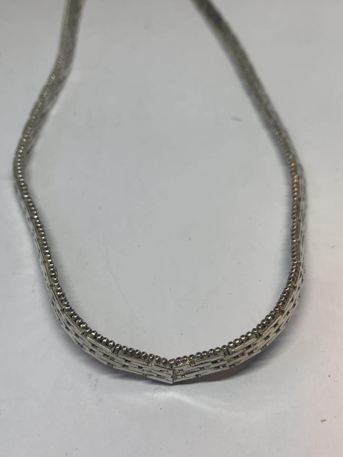 TWO SILVER NECKLACES - Image 3 of 3