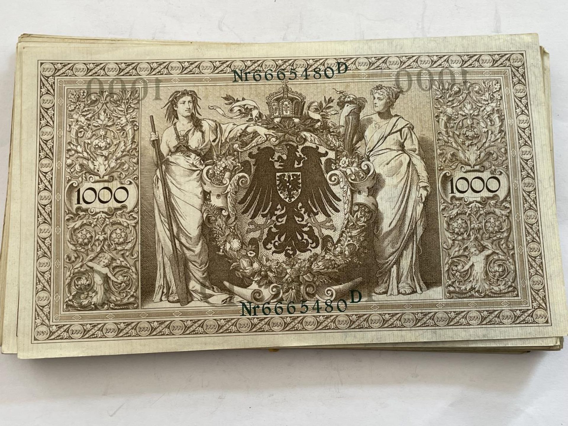 AN ENVELOPE CONTAINING A LARGE QUANTITY OF TAUSEND MARK GERMAN BANK NOTES, DATED BERLIN 21 APRIL - Image 2 of 3
