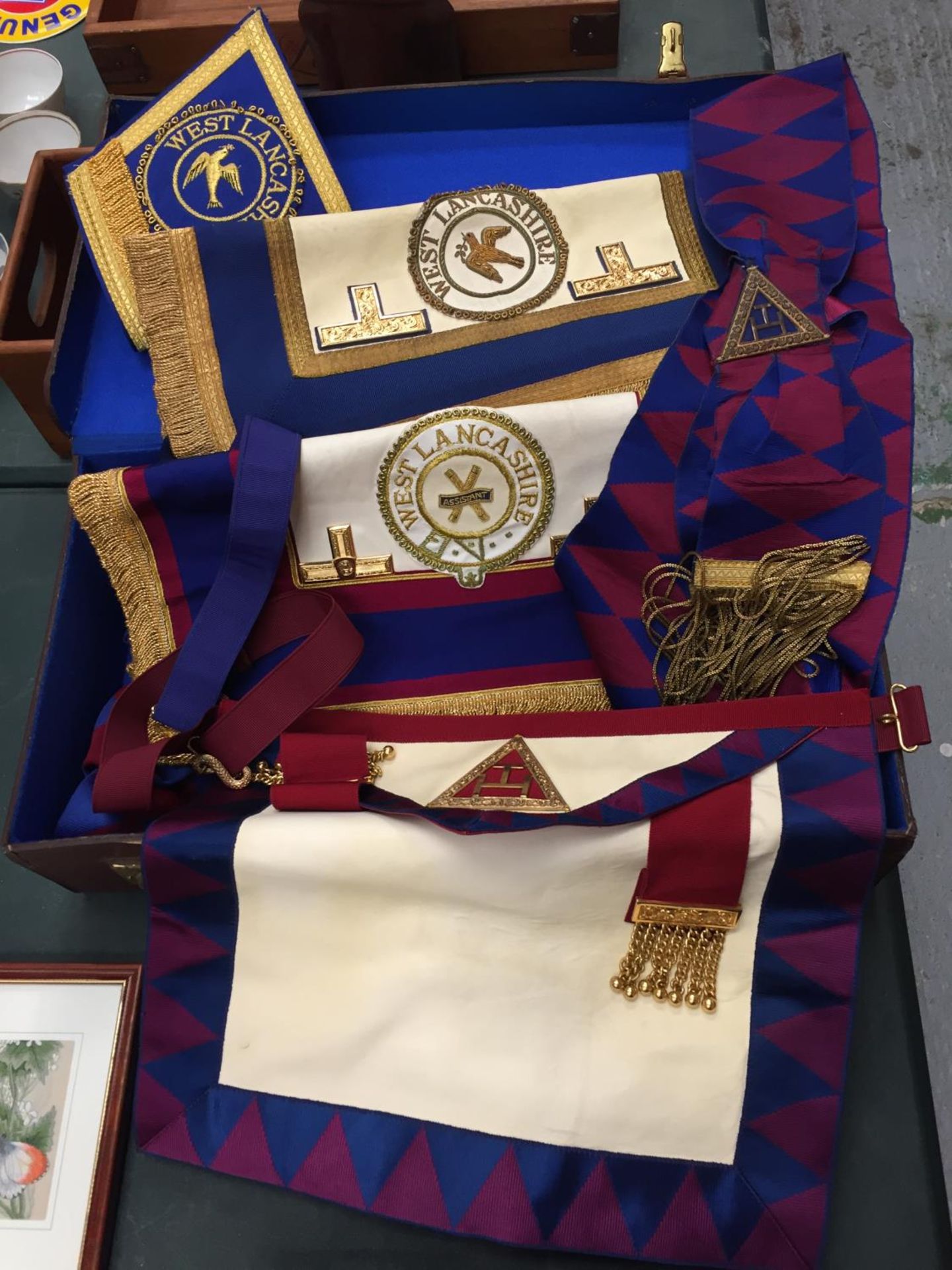 A LEATHER MASONIC CASE WITH ASSOCIATED REGALIA - Image 3 of 3