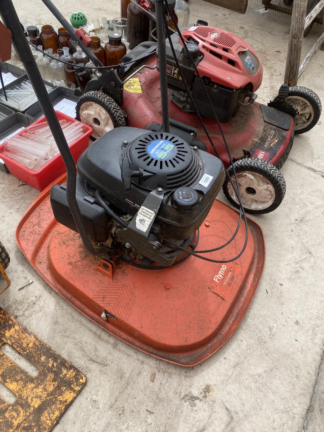 A FLYMO XL 500 LAWN MOWER WITH HONDA GCV160 PETROL ENGINE - Image 5 of 5