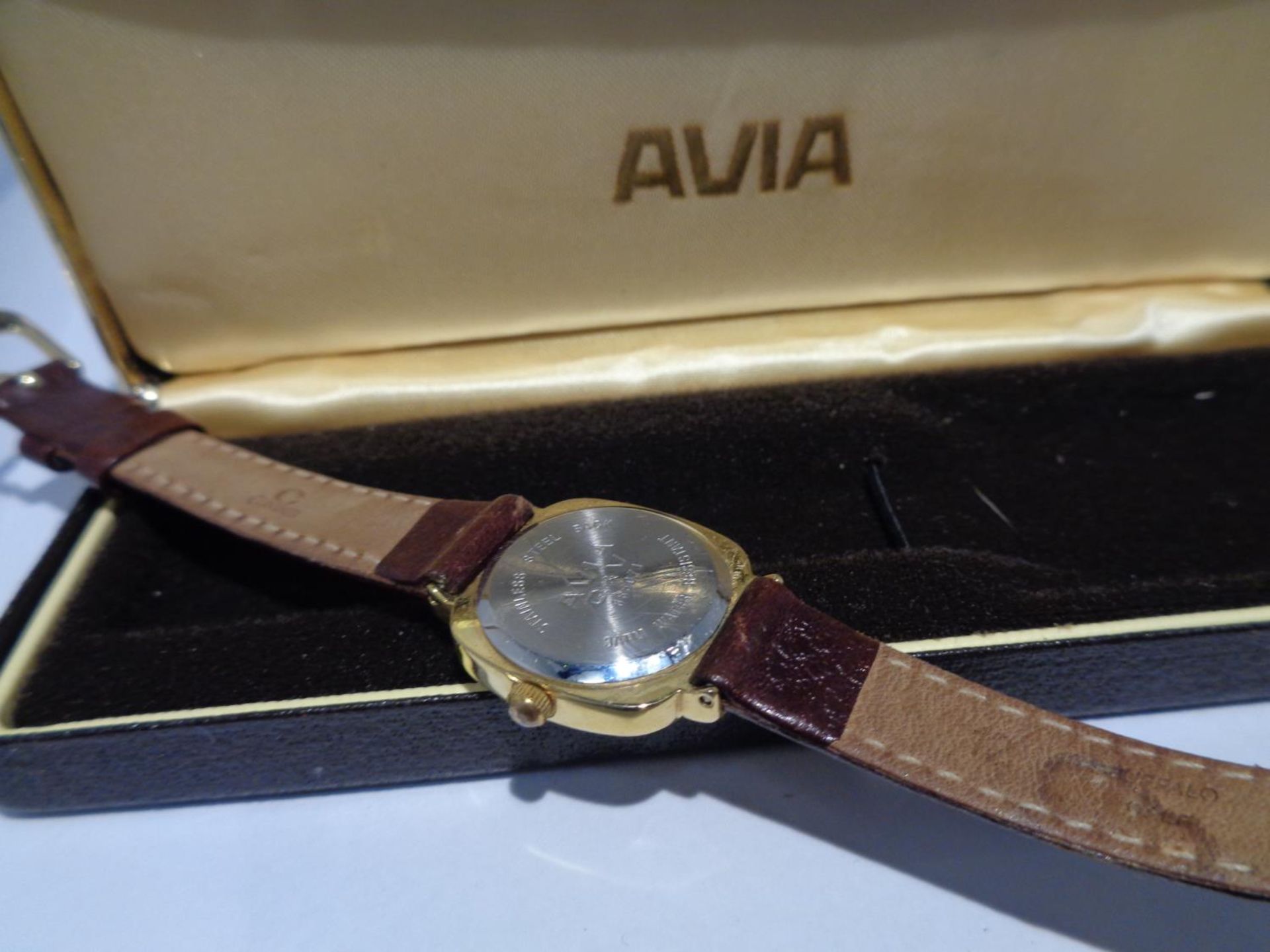 A BOXED AVIA WRIST WATCH SEEN IN WORKING ORDER BUT NO WARRANTY - Image 3 of 3