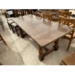 A GEORGIAN STYLE OAK REFECTORY DINING TABLE ON TURNED LEGS, 72X32"