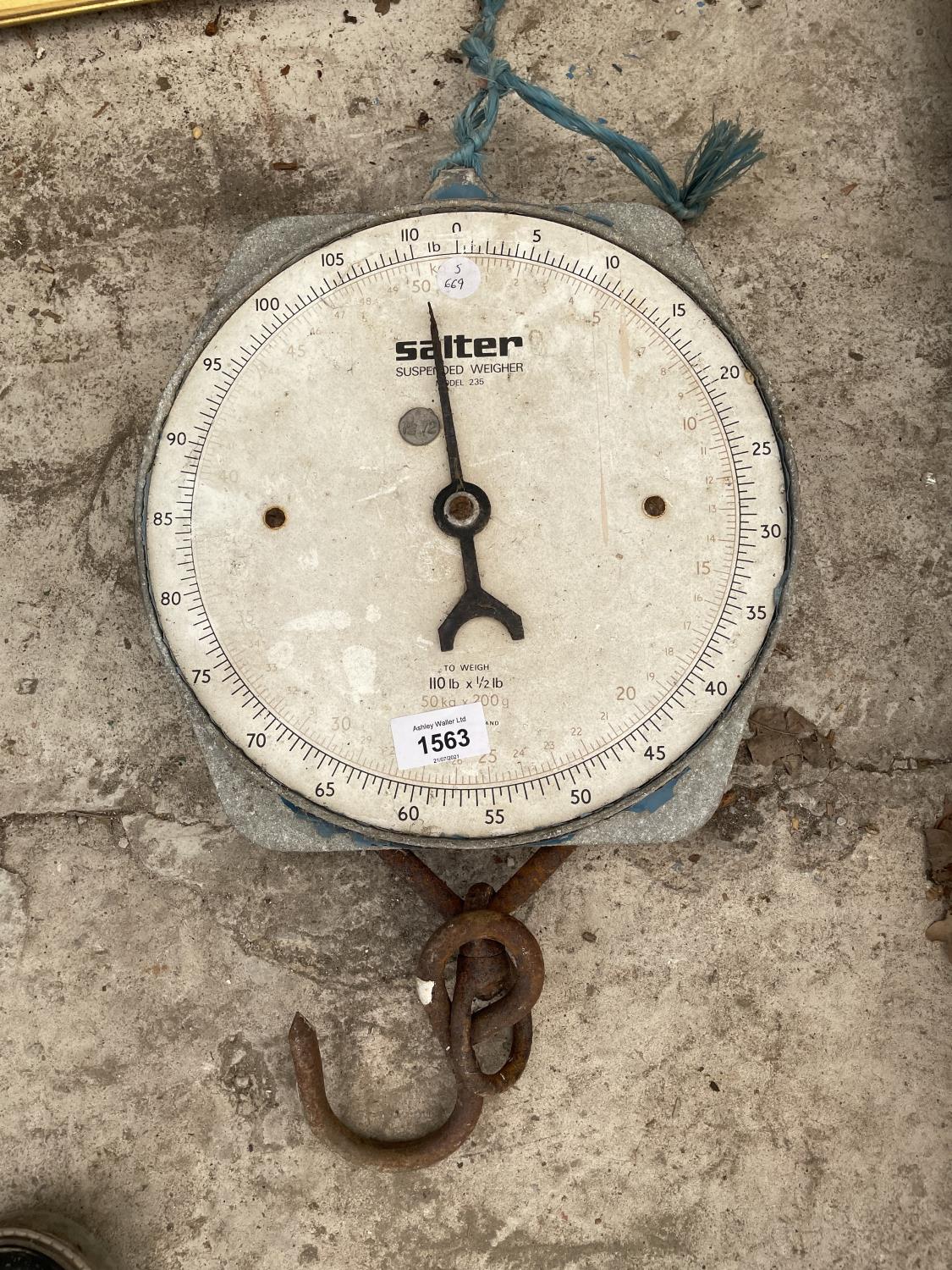 A PAIR OF VINTAGE SALTER WEIGH SCALES - Image 2 of 2