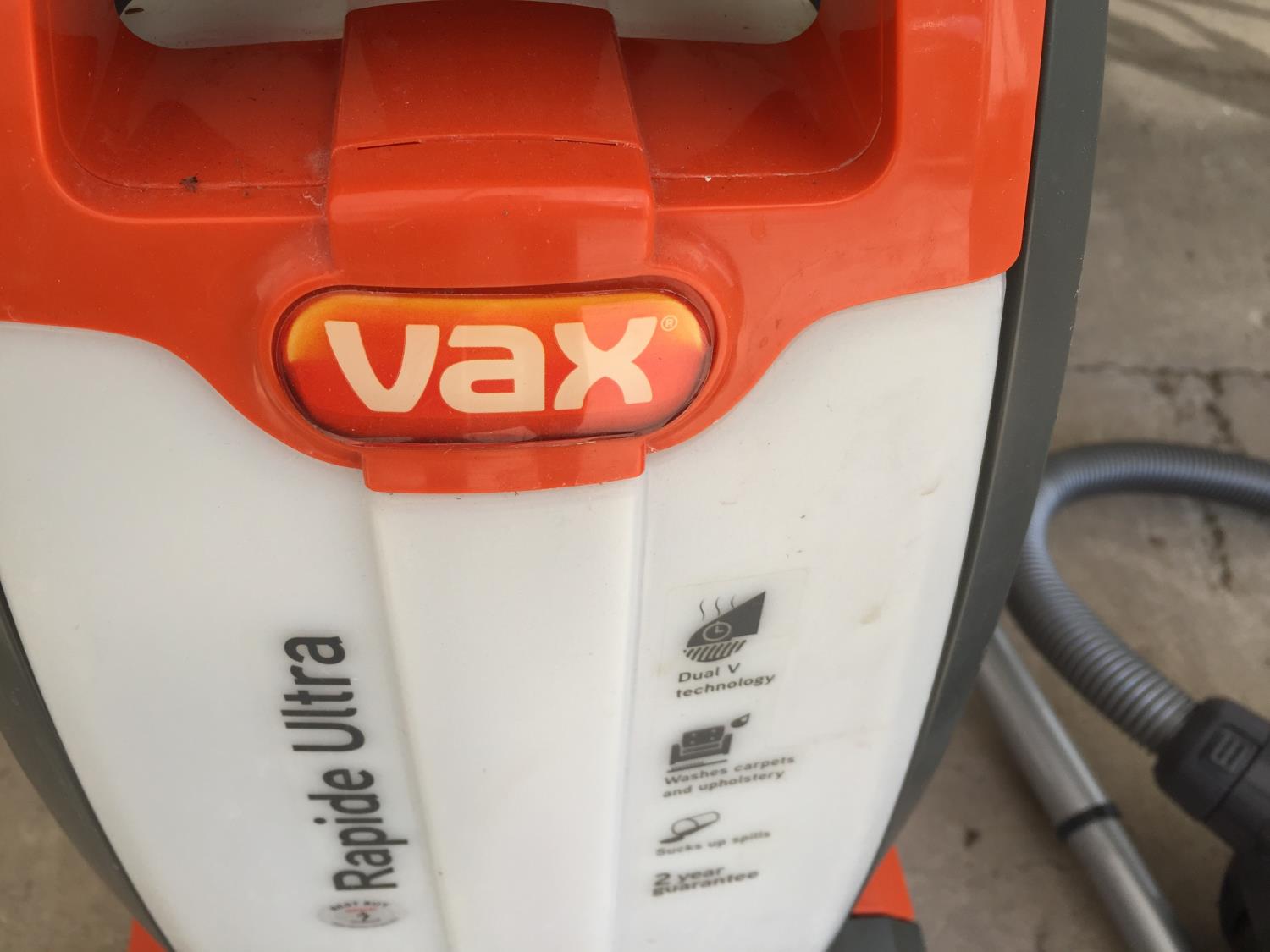 A VAX RAPID ULTRA CARPET CLEANER - Image 2 of 2