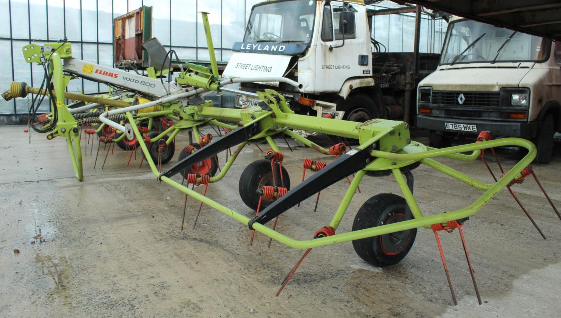 CLASS 6 WHEEL TEDDER + VAT - Image 4 of 4