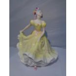 A ROYAL DOULTON FIGURINR - NINETTE