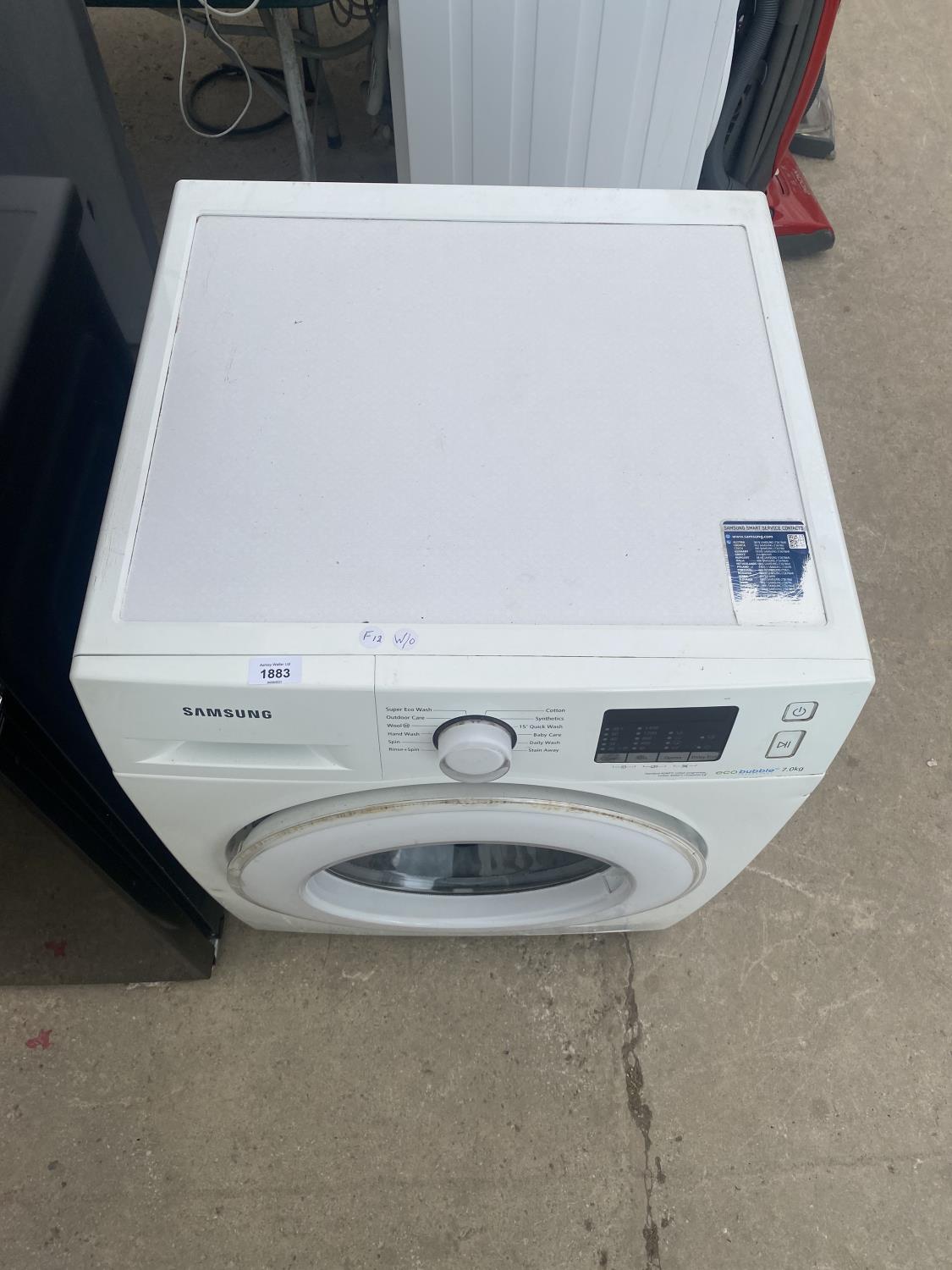 A WHITE SAMSUNG WASHING MACHINE BELIEVED IN WORKING ORDER BUT NO WARRANTY - Image 2 of 3