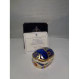 A ROYAL CROWN DERBY MILLENIUM BUG WITH ORIGINAL BOX AND CERTIFICATE