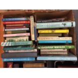 THIRTY ASSORTED BOOKS OF GARDENING TO INCLUDE PALMS, GARDEN DESIGN, ETC