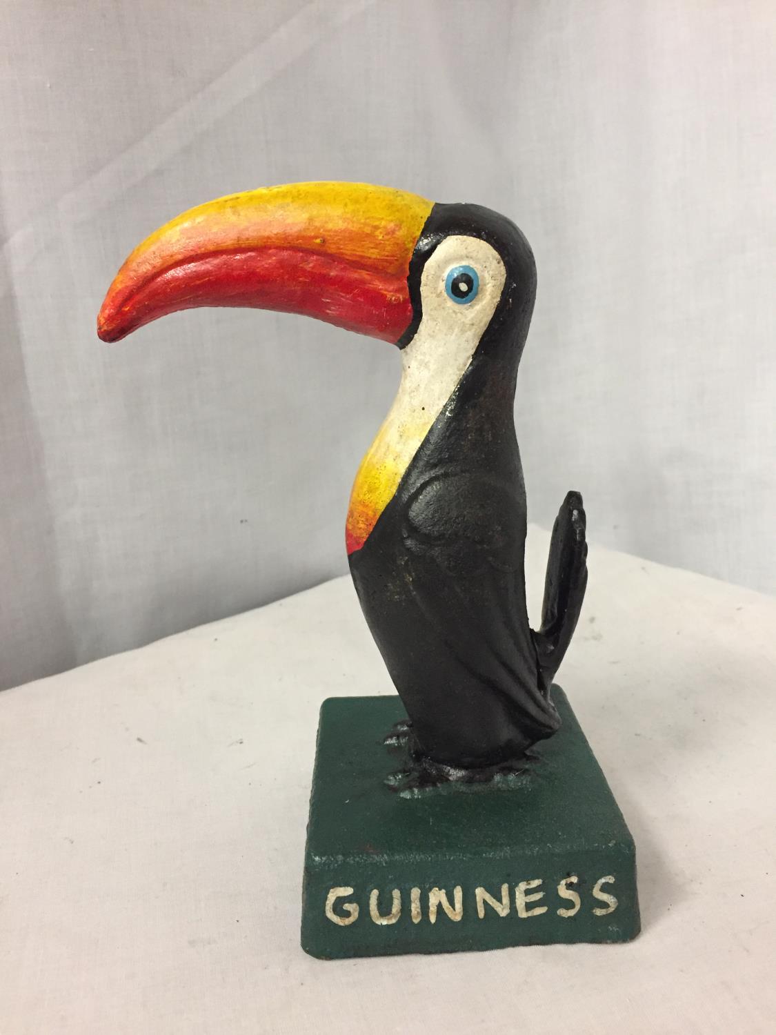 A CAST GUINNESS TOUCAN, H-20CM - Image 2 of 4