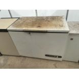 A WHITE ELECTROLUX CHEST FREEZER