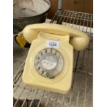 A RETRO CREAM TELEPHONE