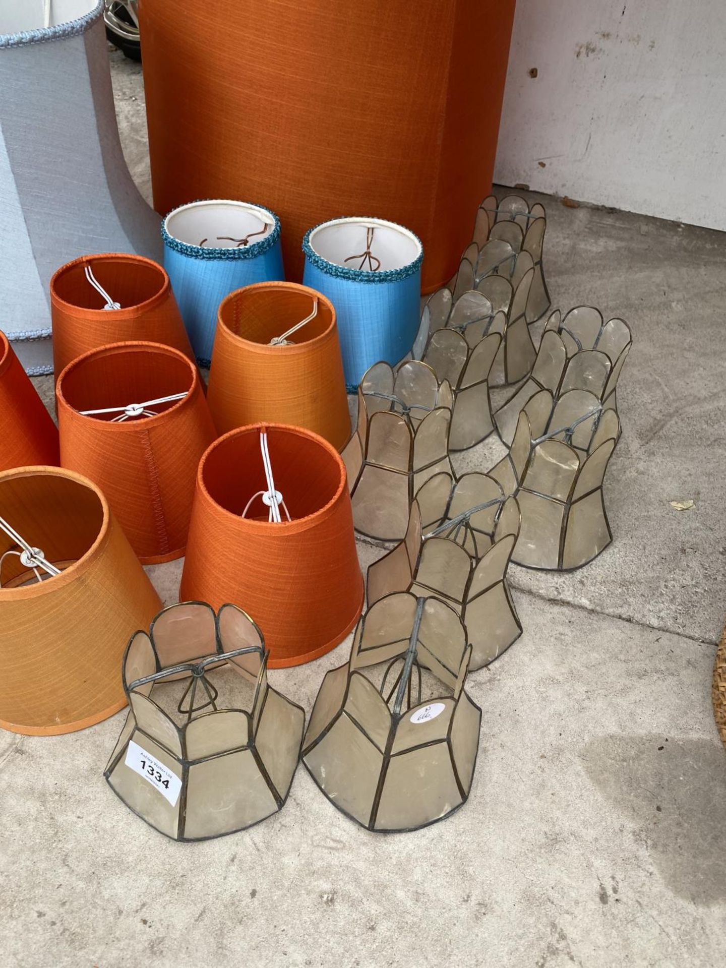 A LARGE QUANTITY OF VARIOUS LAMP SHADES - Image 2 of 3