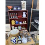 AN ASSORTMENT OF ITEMS TO INCLUDE A BUTTER DISH, JUGS AND FLATWARE ETC