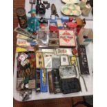 A SELECTION OF VINTAGE TOYS TO INCLUDE DARTS, CARD GAMES, MONOPOLY AND DOMINOES ALONG WITH SOME