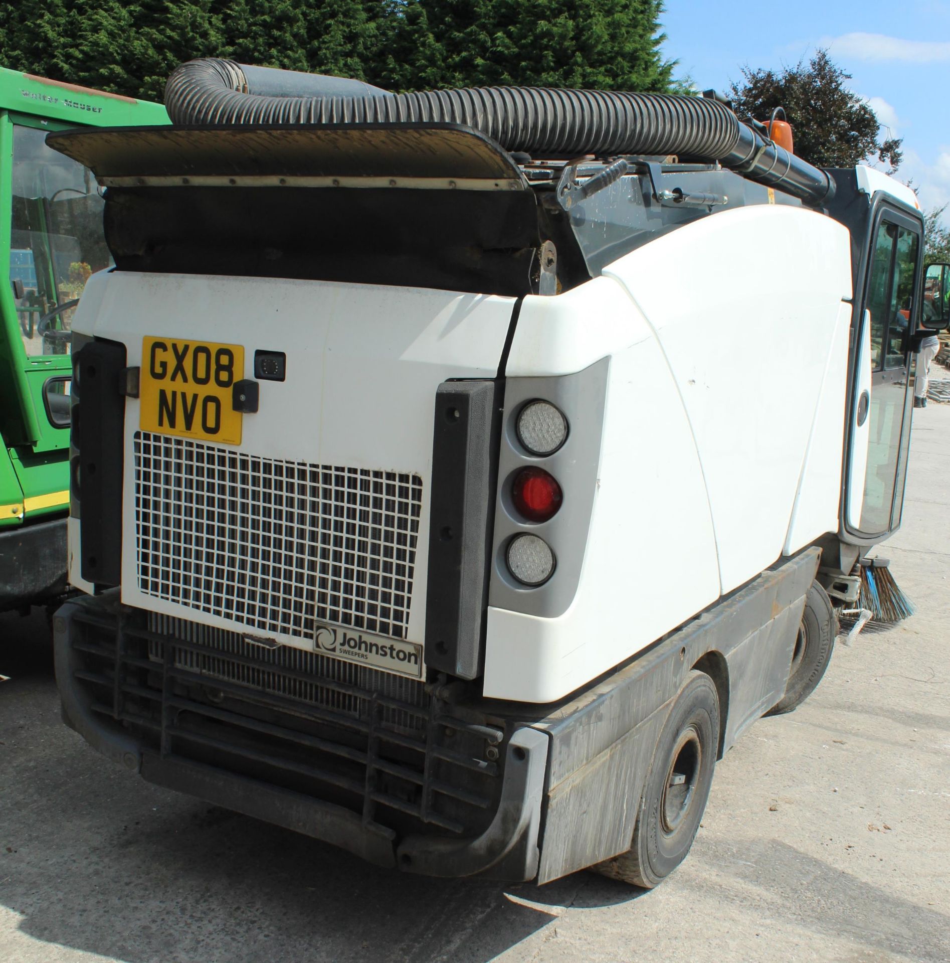 JOHNSTON SWEEPERS GX08 NVD ROAD SWEEP - Image 4 of 4