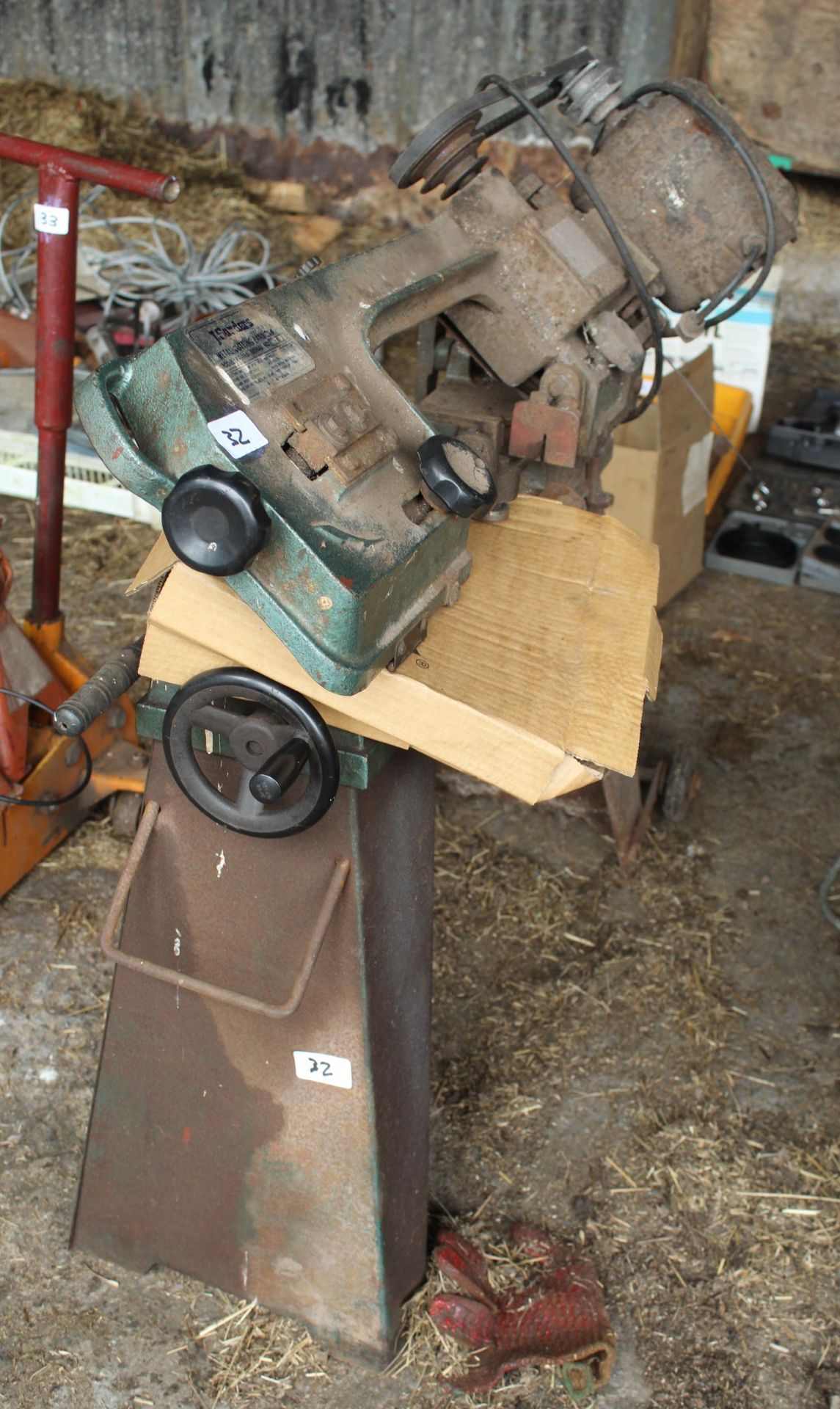 ELECTRIC BAND SAW + VAT - Image 2 of 2