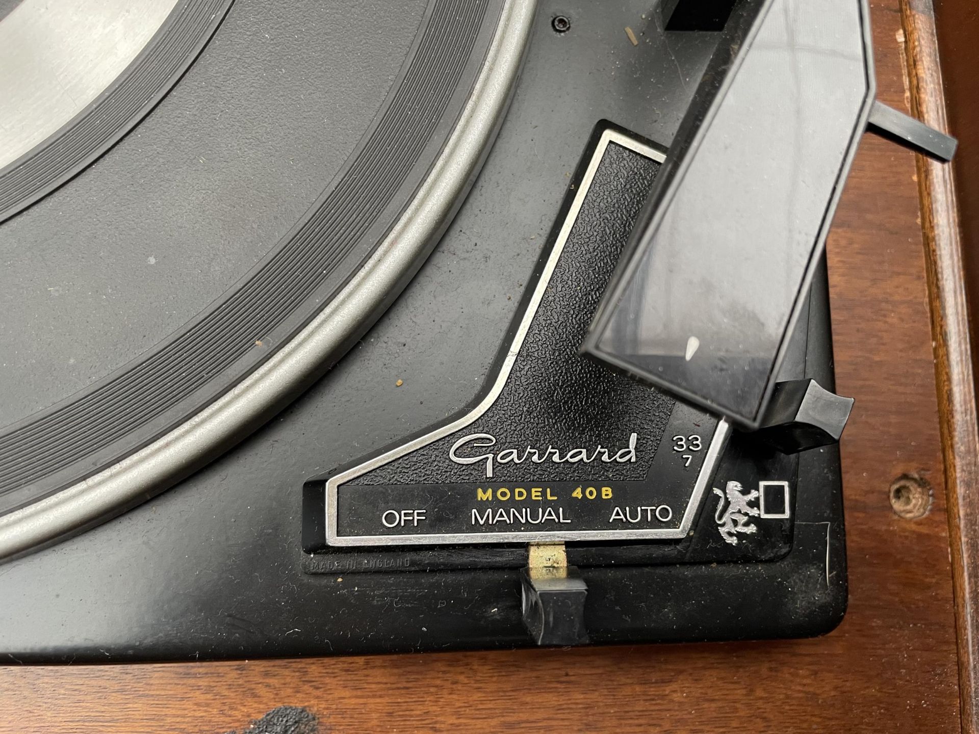 A DYNATRON RADIOGRAM IN WALNUT CASE WITH GARRARD DECK - Image 2 of 5