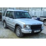 A LANDROVER DISCOVERY TD5 ES SILVER REG FY52 YOE. 2495 CC. MOT TO 2.12.21, 155K MILES AT TIME OF MOT