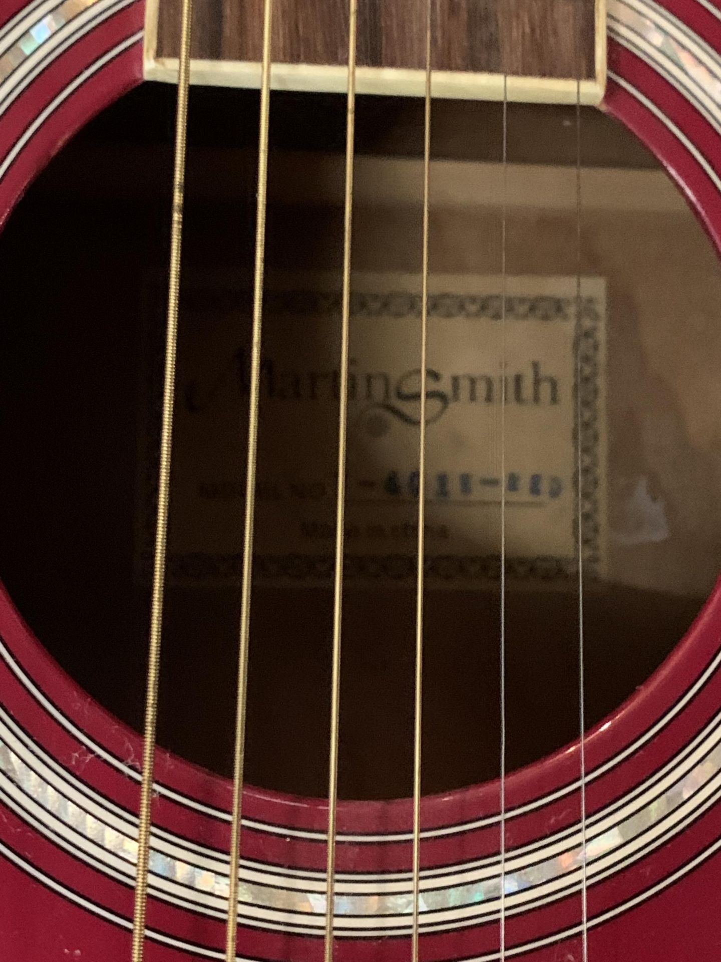 A MARTIN SMITH ACOUSTIC GUITAR MODEL NO. 401E- RED - Image 3 of 5