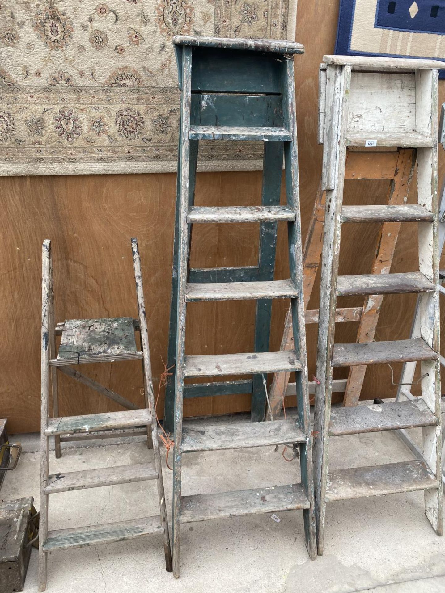 TWO SETS OF VINTAGE SIX RUNG WOODEN STEP LADDERS AND A FURTHER THREE RUNG WOODEN STEP LADDER - Image 3 of 4