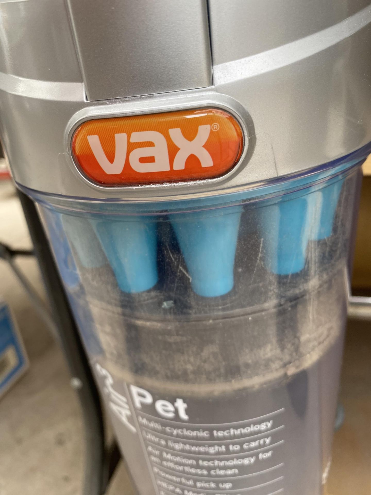 A VAX AIR3 PET VACUUM CLEANER - Image 2 of 2