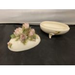 A DELICATE PORCELAIN EGG SHAPED LIDDED TRINKET DISH ON THREE FEET WITH FLOWER DETAILING, MARKED TO