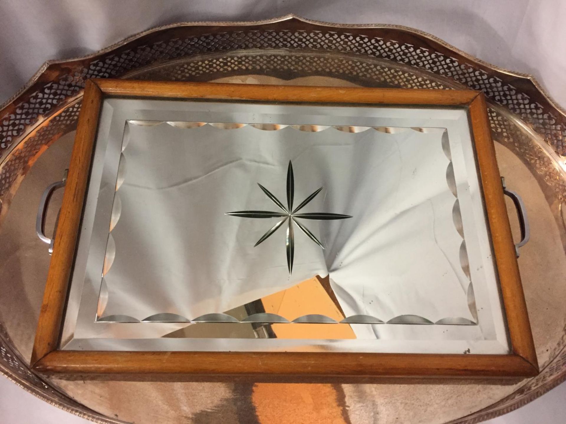 AN EPNS TRAY AND A MIRRORED TRAY - Image 2 of 4