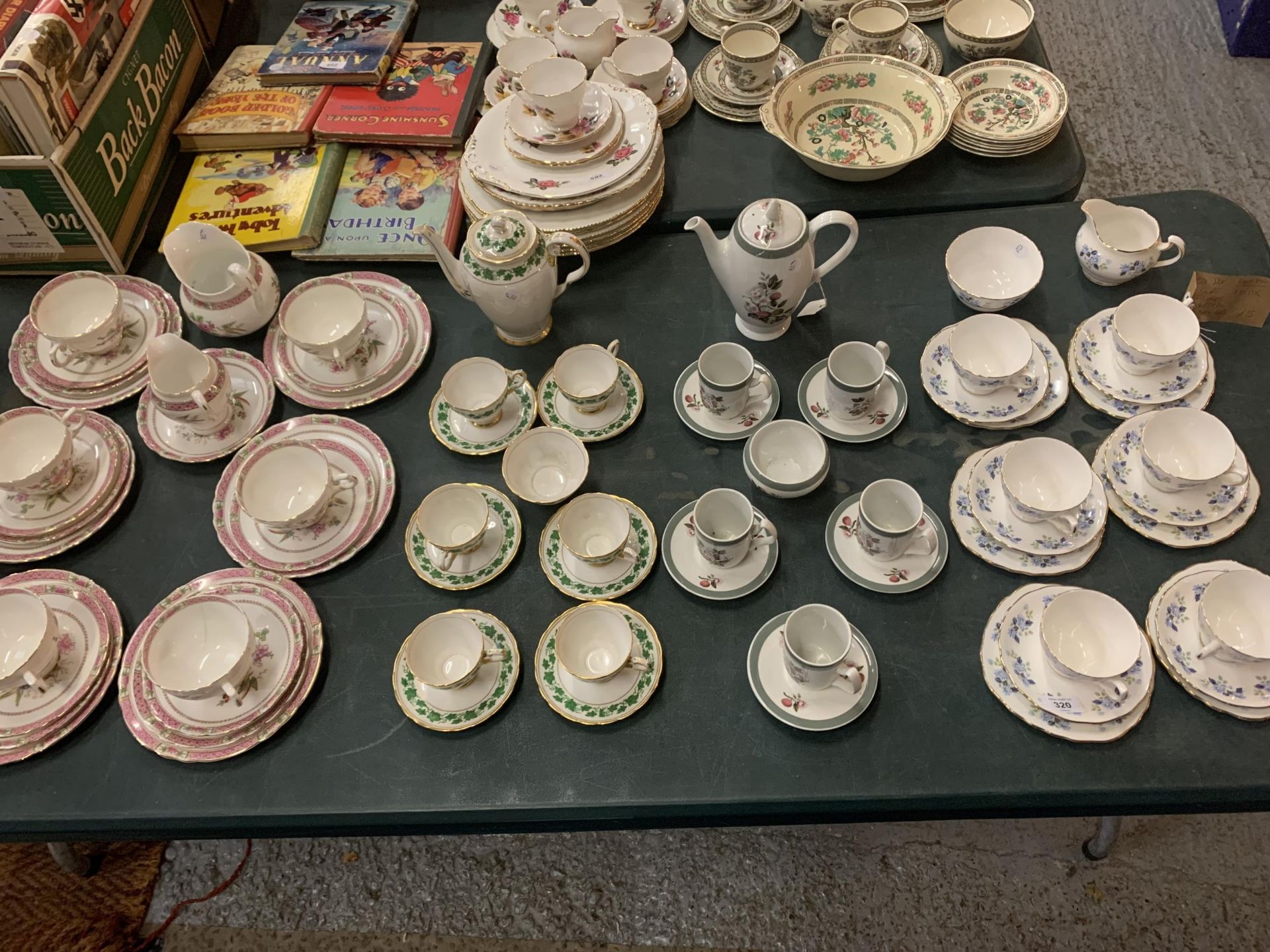 A LARGE COLLECTION OF FLORALDESIGN CHINA TO INCLUDE A ROYAL VALE TEAS SET , TWO COFFEE SETS AND A