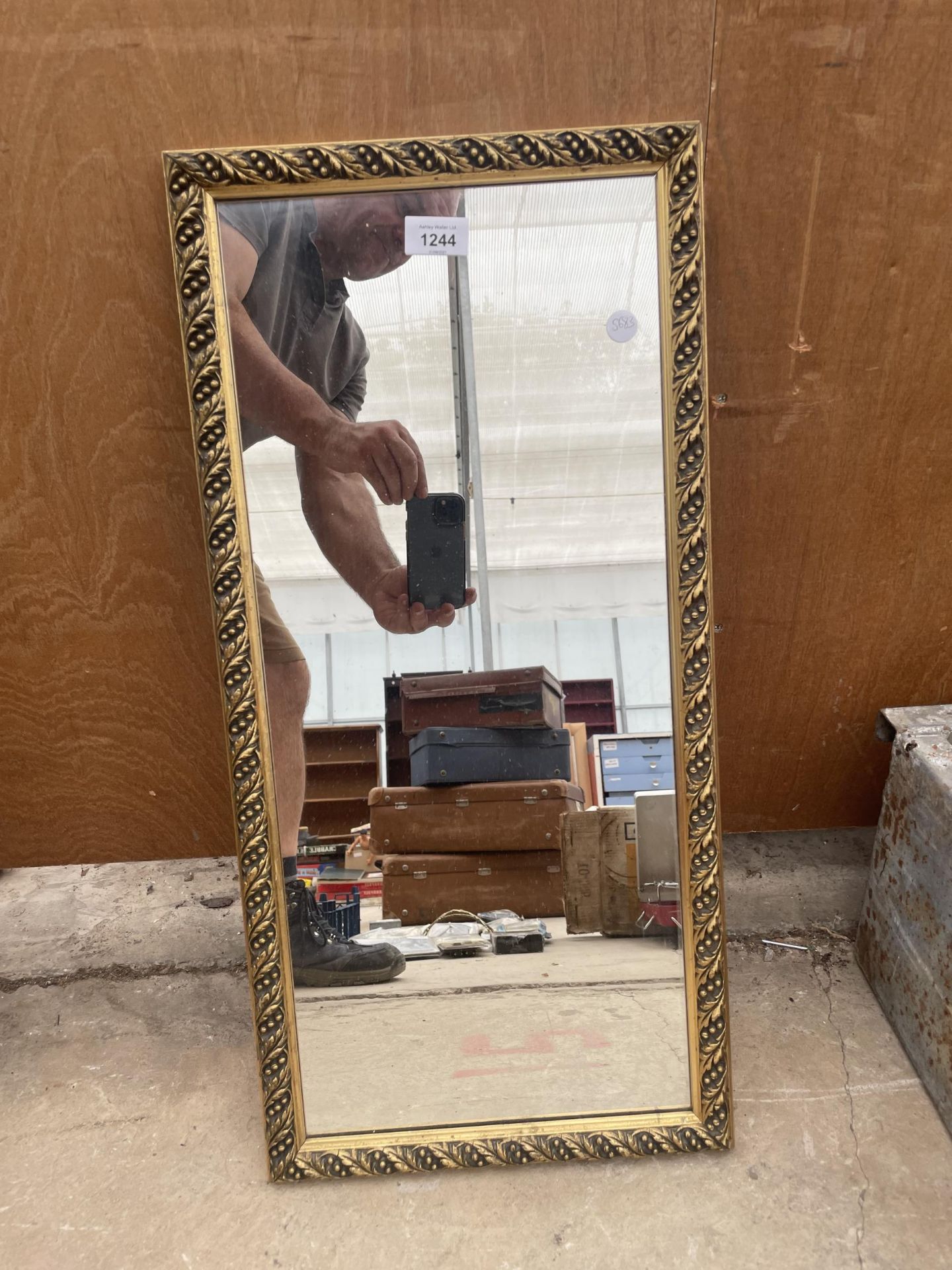 AN ART DECO MIRROR AND A FURTHER GILT FRAMED MIRROR - Image 3 of 3