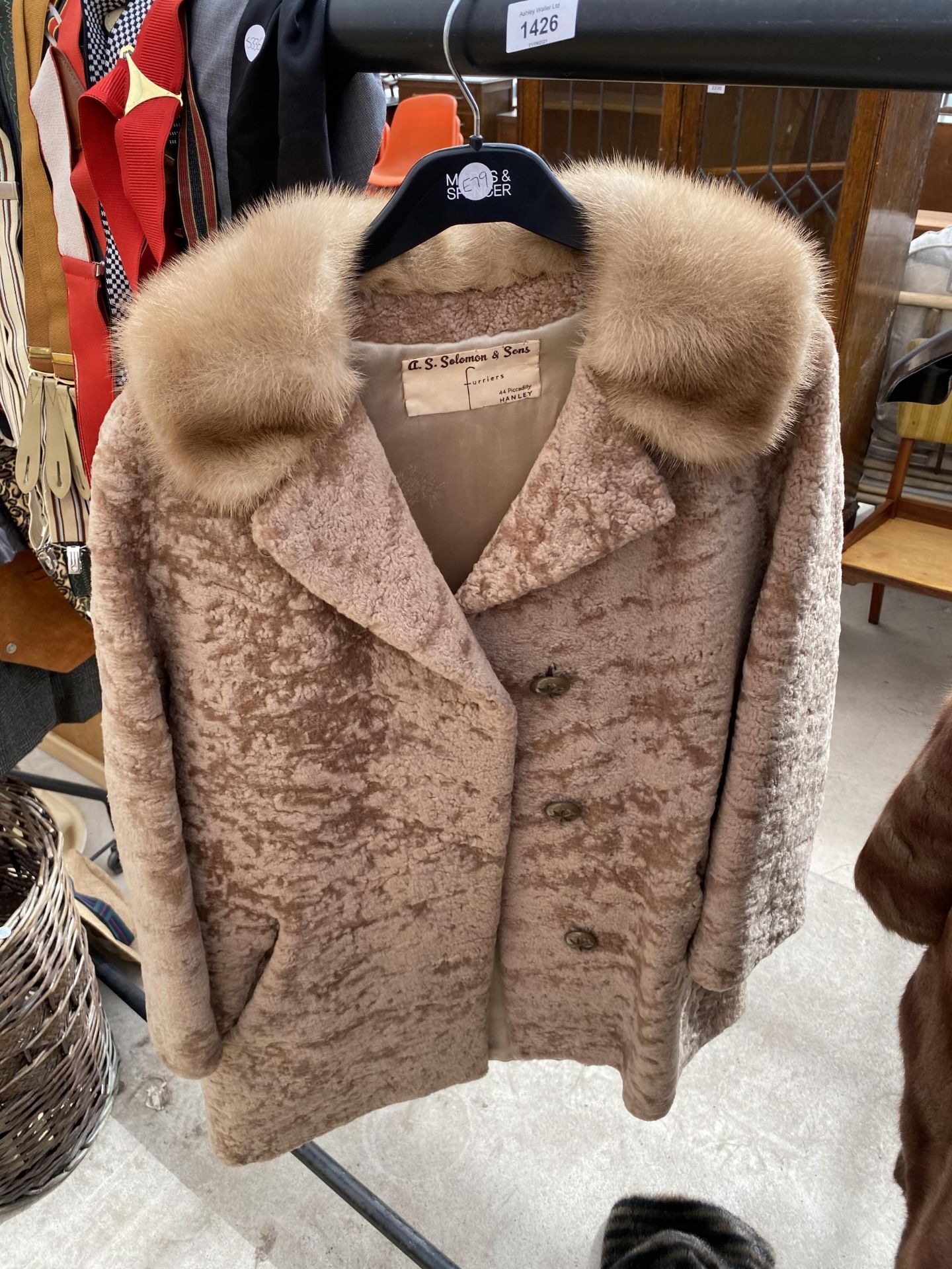 THREE VARIOUS FUR JACKETS - Image 4 of 4