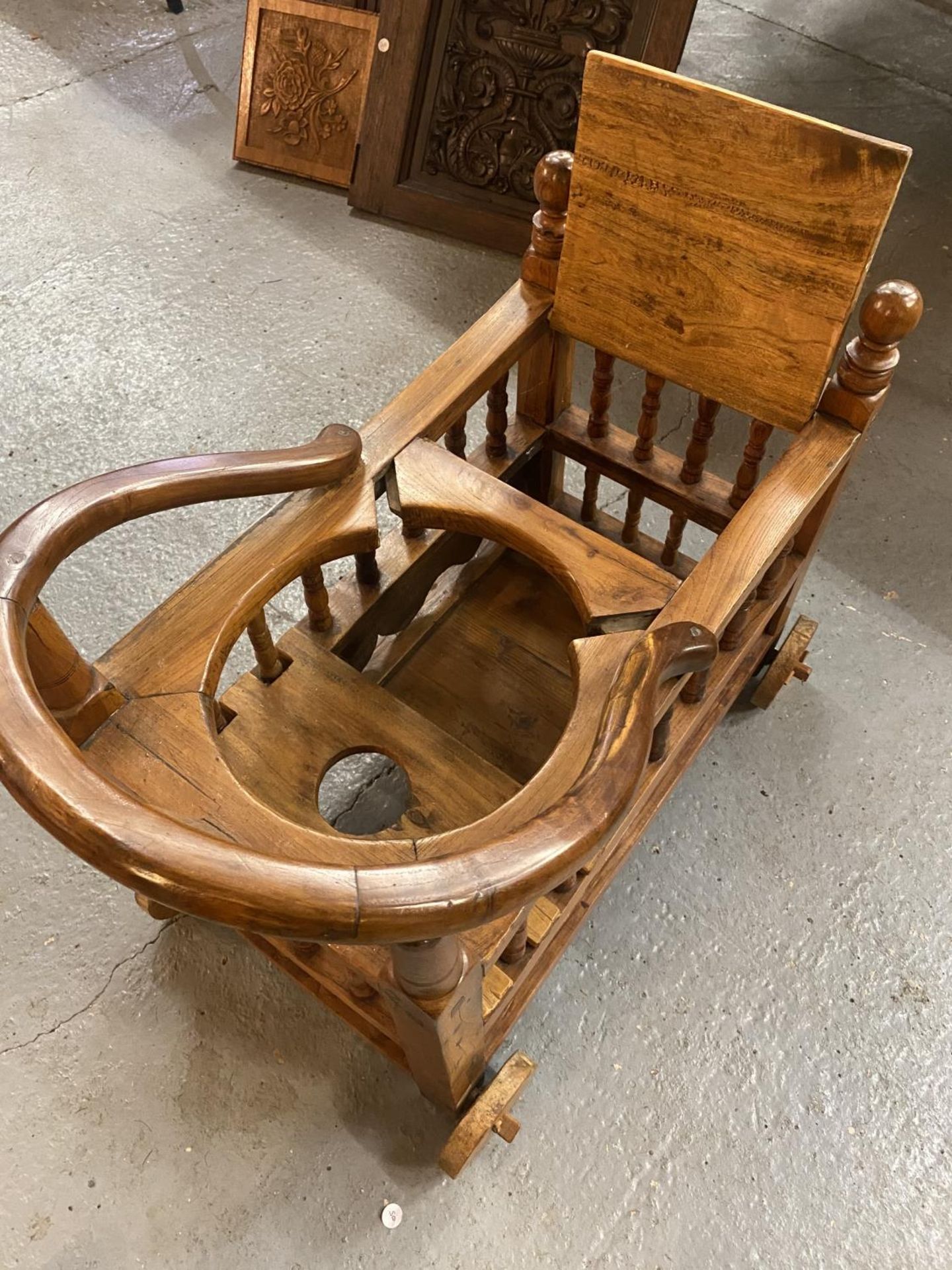 A EARLY MANCHURIAN HARDWOOD CHILD'S CHAIR - Image 4 of 4