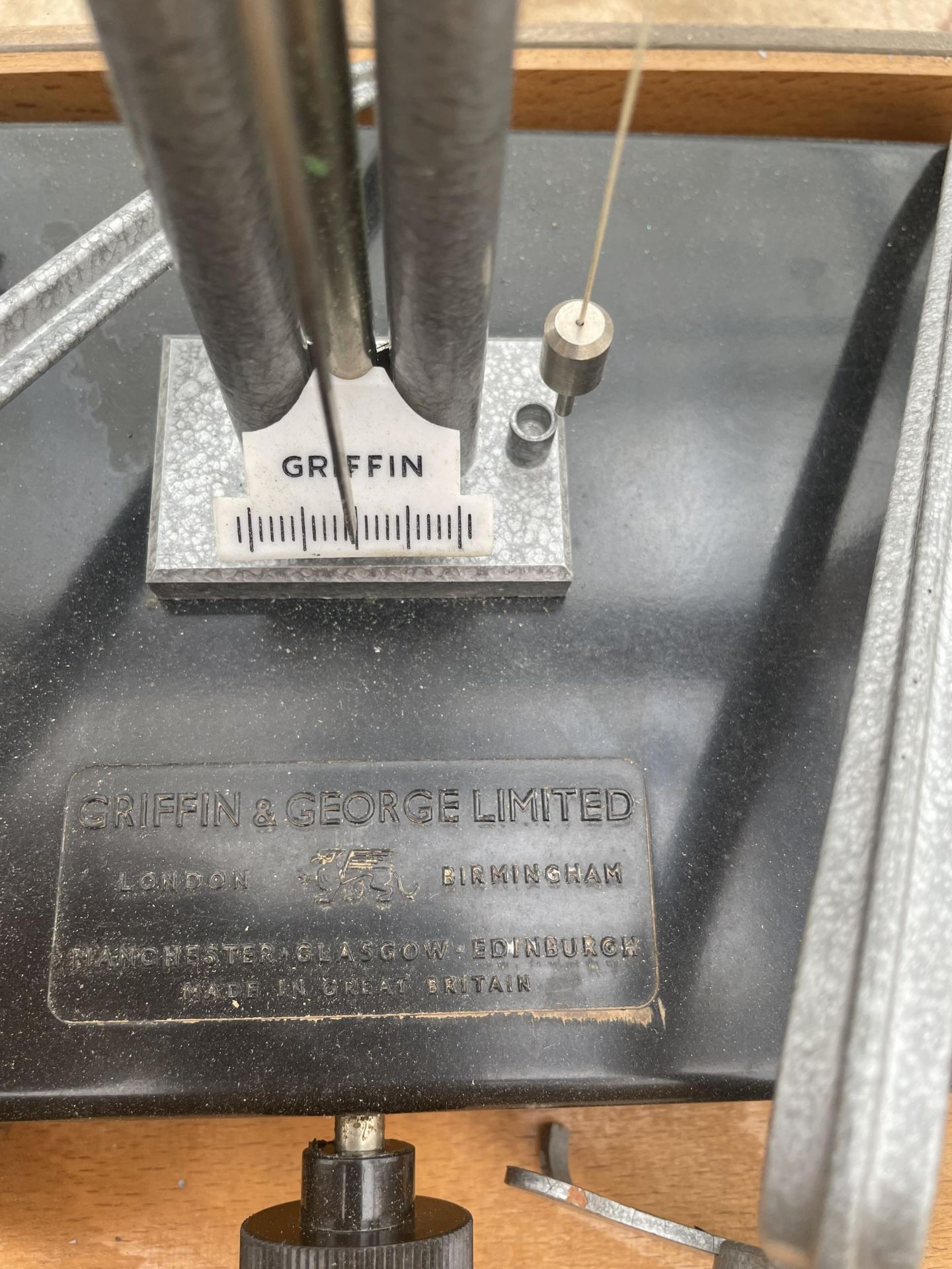 A SET OF GRIFFIN AND GEORGE LIMITED BALANCE SCALES IN A REYNOLDS AND BRANSON LIMITED WOODEN - Image 3 of 4