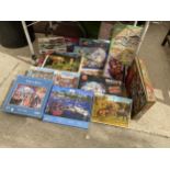 A LARGE ASSORTMENT OG VARIOUS JIGSAW PUZZLES