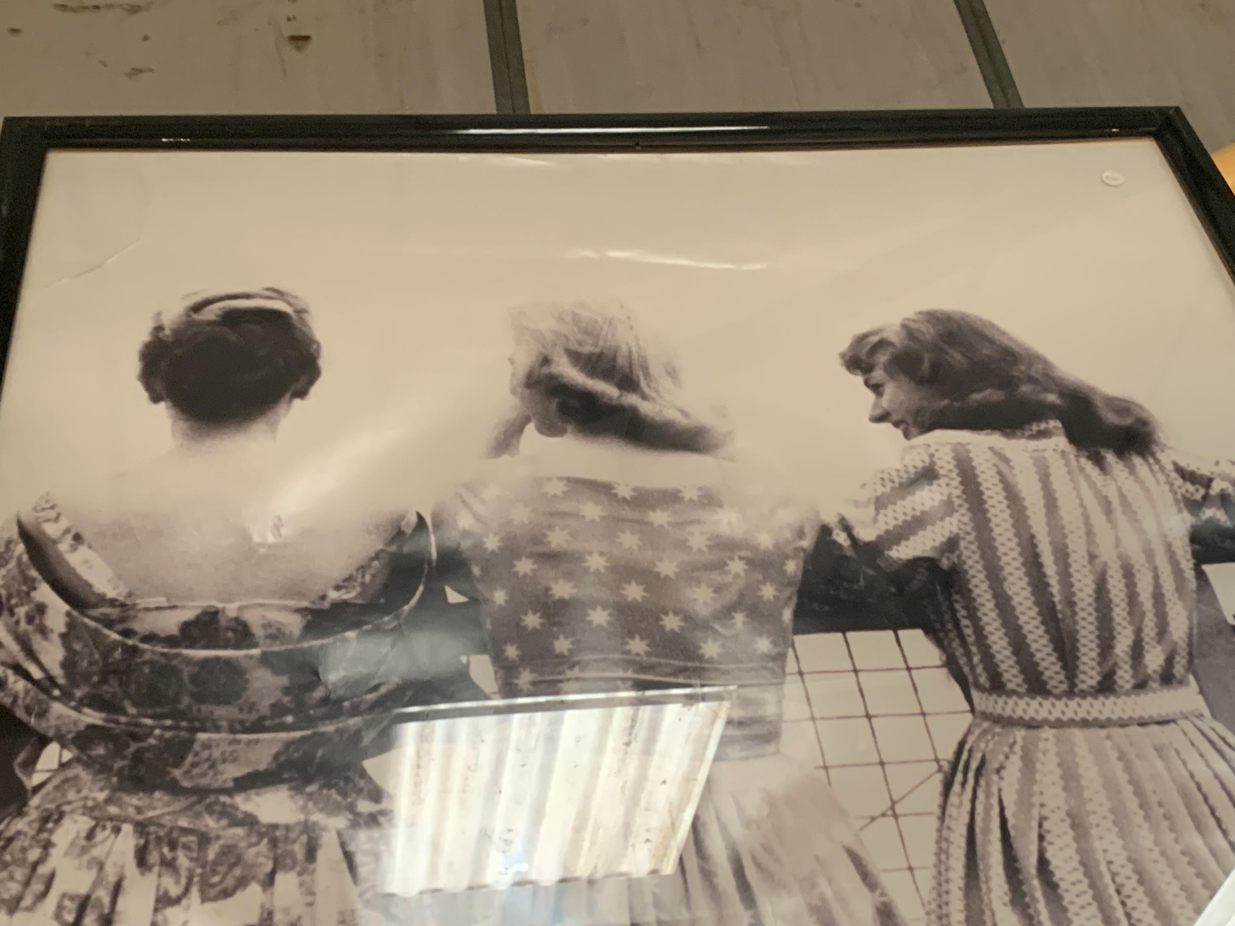 A VERY LARGE KODAK BLACK AND WHITE FRAMED 1940'S/1950'S PRINT OF THREE LADIES ON A PIER 156CM X - Image 2 of 2