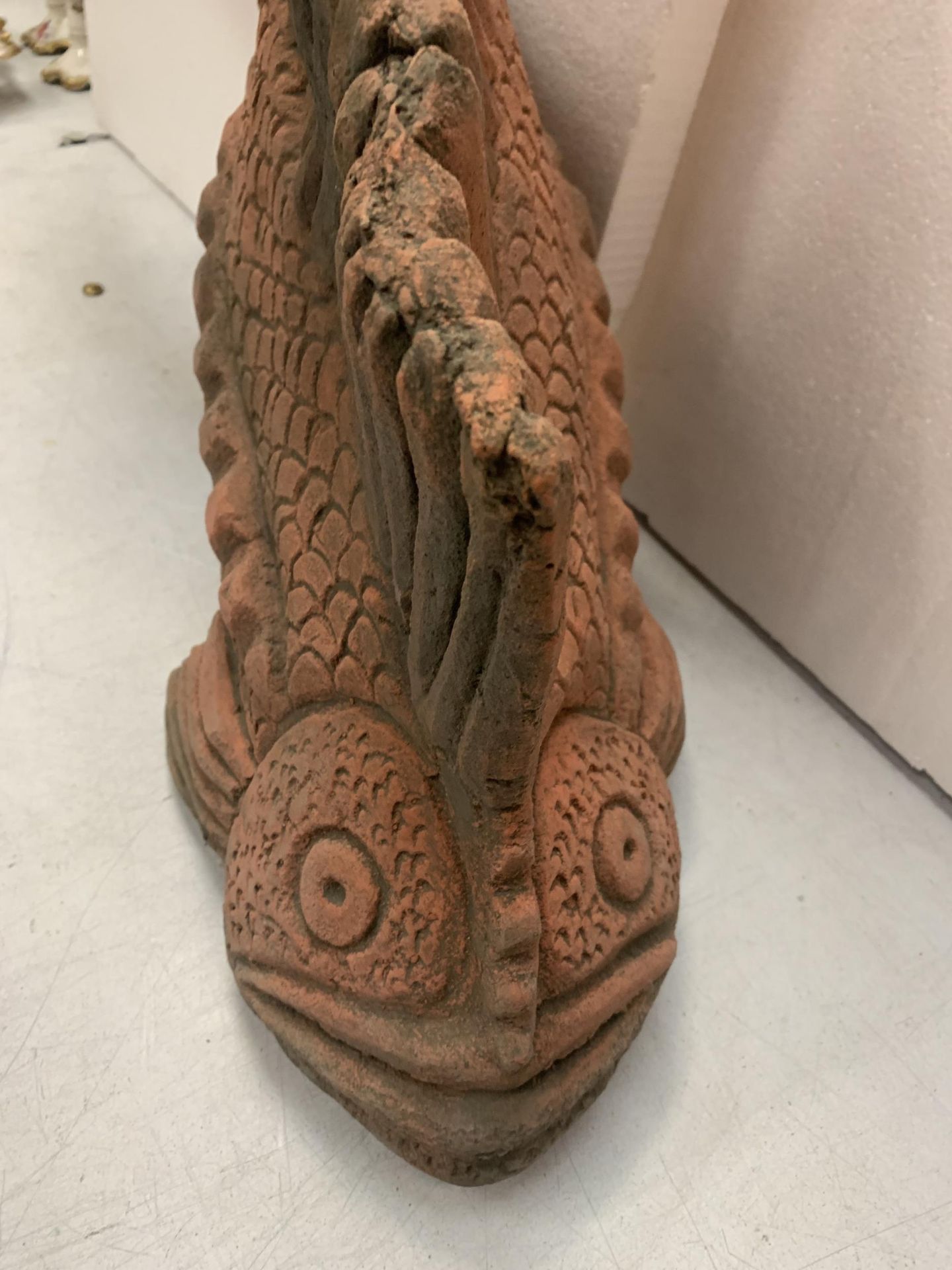 A LARGE TERRACOTTA STONE FISH, APPROX LENGTH 78CM, HEIGHT 48CM - Image 2 of 3