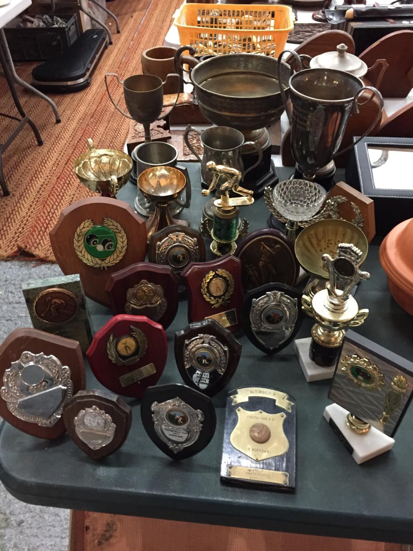 A SUITCASE OF VARIOUS SPORTING TROPHIES - Image 2 of 6