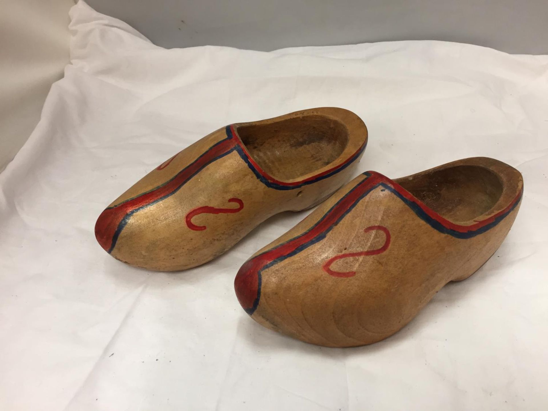 A PAIR OF WOODEN CLOGS - Image 2 of 3