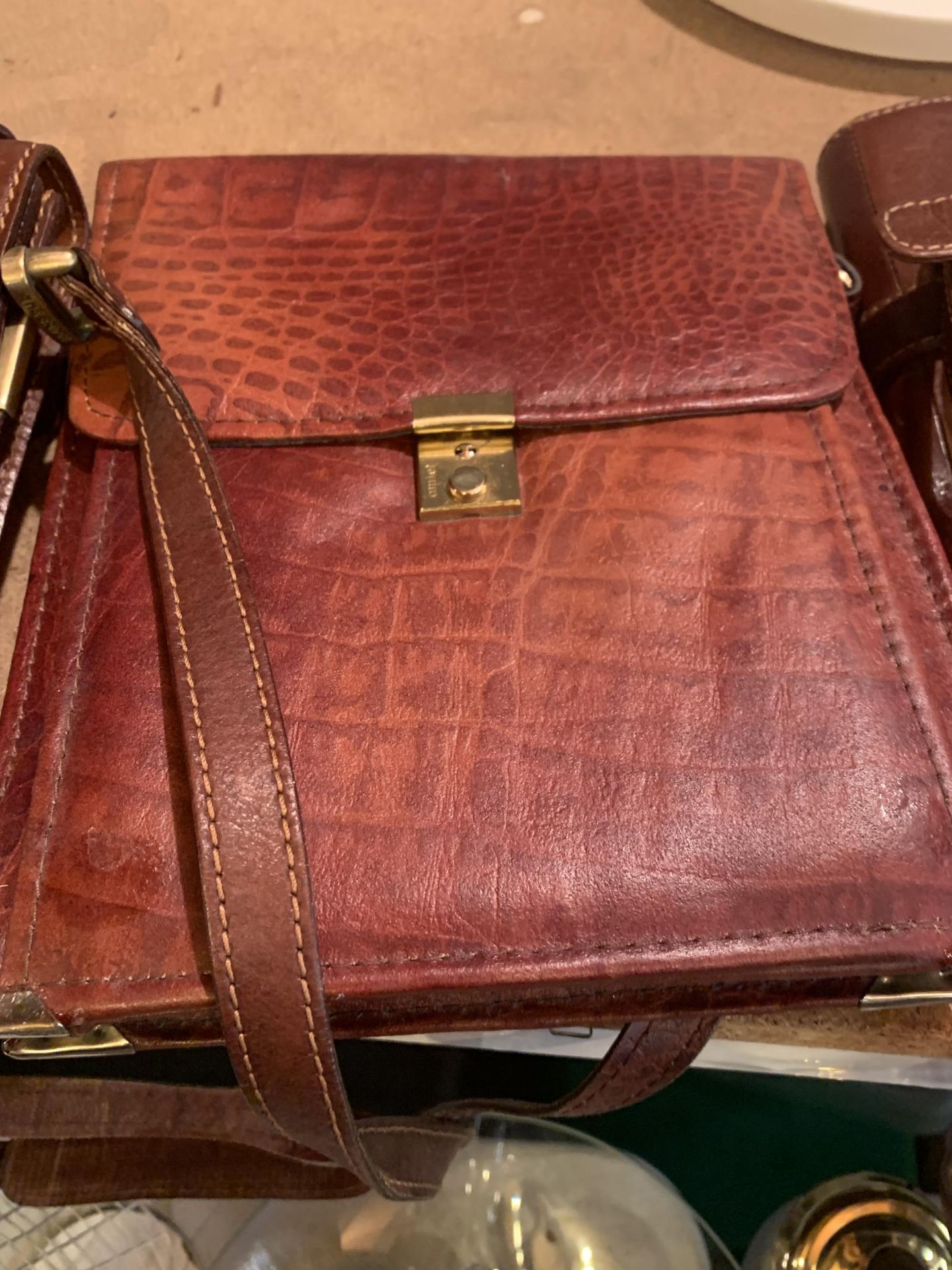 THREE BROWN LEATHER CROSS BODY BAGS - Image 3 of 4