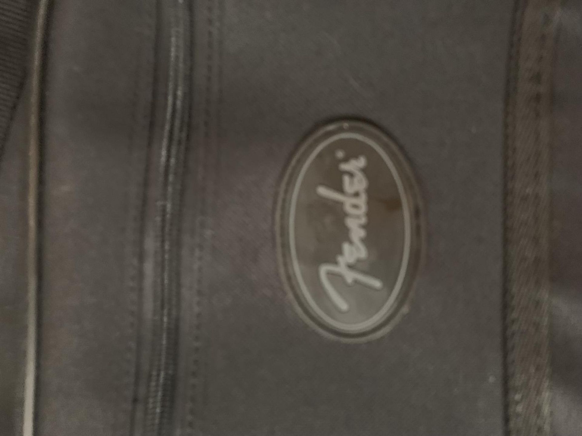 A FENDER GUITAR BAG - Image 2 of 2