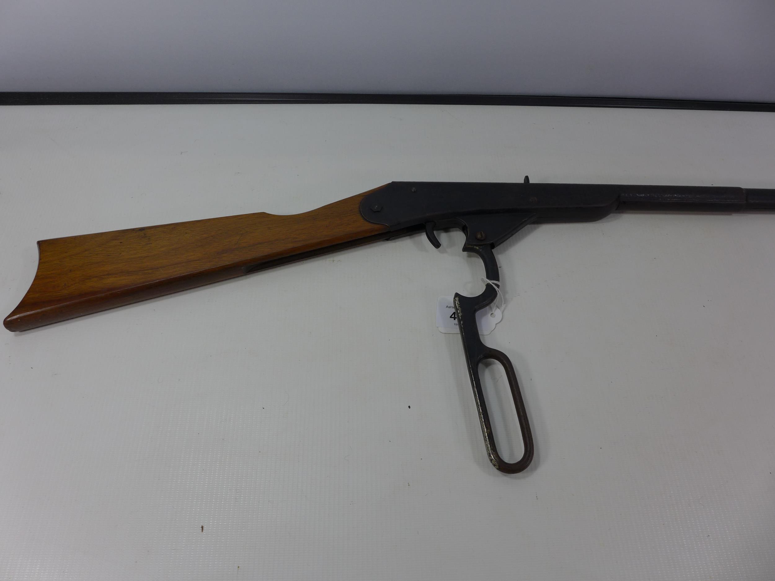 A DAISY .177 CALIBRE WINCHESTER STYLE UNDERLEVER AIR RIFLE, 32CM BARREL - Image 5 of 5