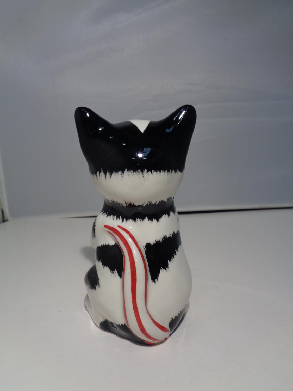 A LORNA BAILEY CAT 'TUNA' - Image 5 of 8