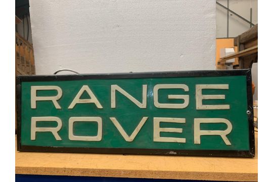 A RANGE ROVER ILLUMINATED LIGHT BOX SIGN - Image 1 of 2